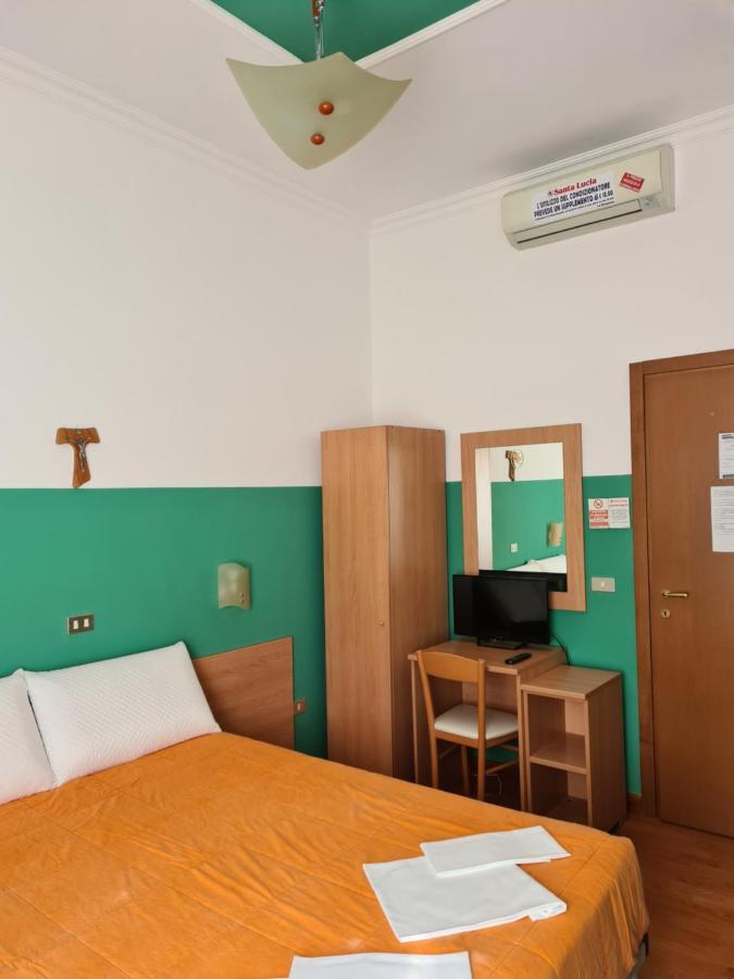 B&B Santa Lucia 산 조반니 로톤도 외부 사진